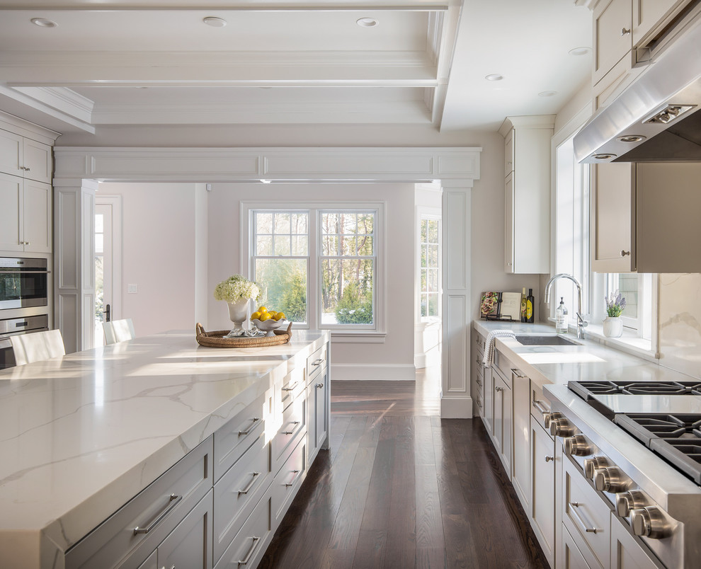 Inspiration for a transitional kitchen remodel in Boston