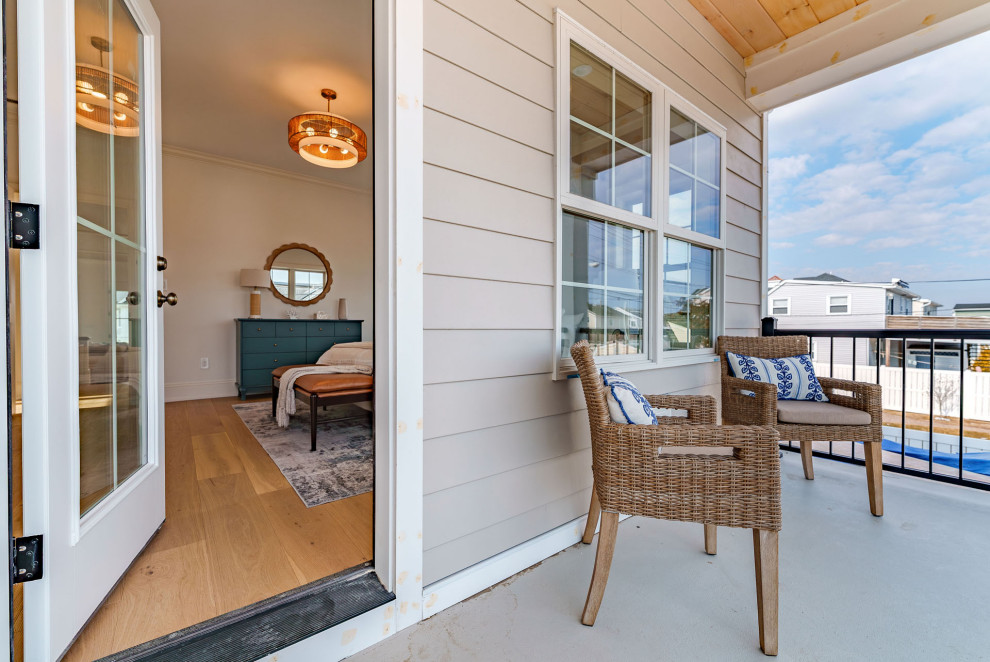 Inspiration for a coastal balcony remodel in Philadelphia