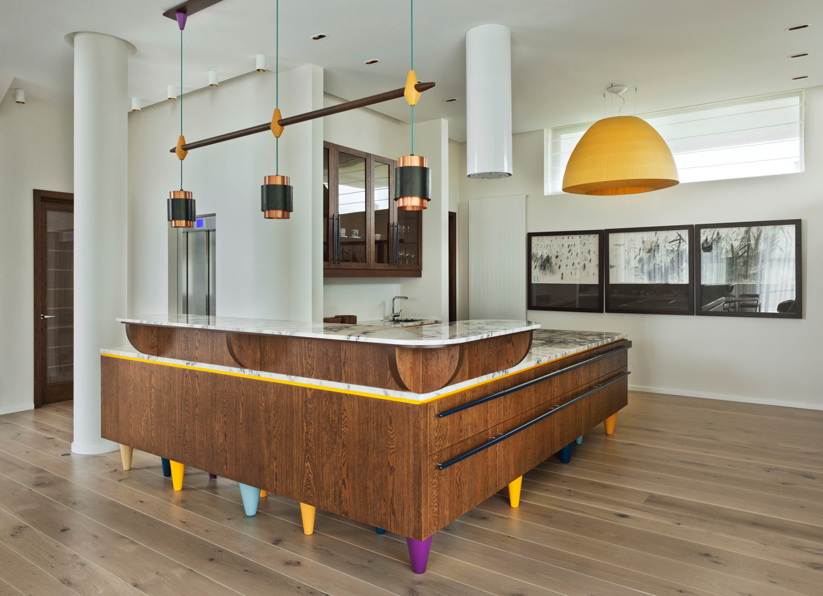 Дом-Питон в в коттеджном поселке «Никольская Слобода» по Новорижскому шоссе.