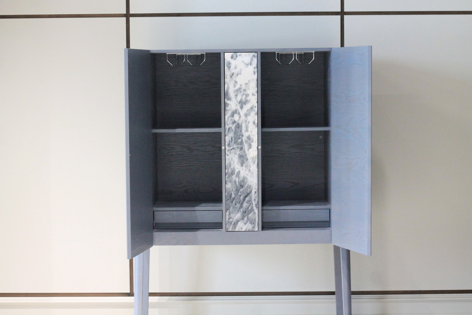 Винный шкаф