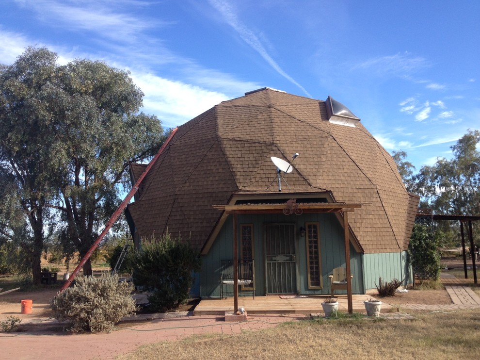 Minimalist home design photo in Phoenix