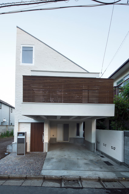 白桃の家 contemporaneo-fachada