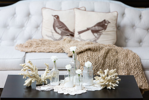 8 Romantic Home Decor Ideas That Are Anything But Cheesy - Romantic Home Decor Items