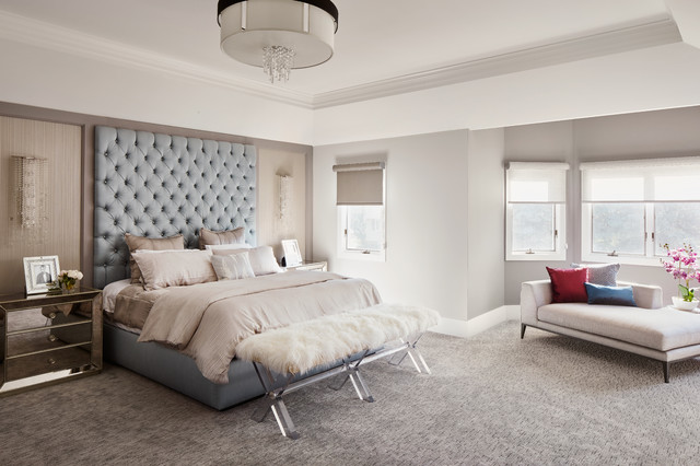 Suburban Glamour Residence modern-schlafzimmer