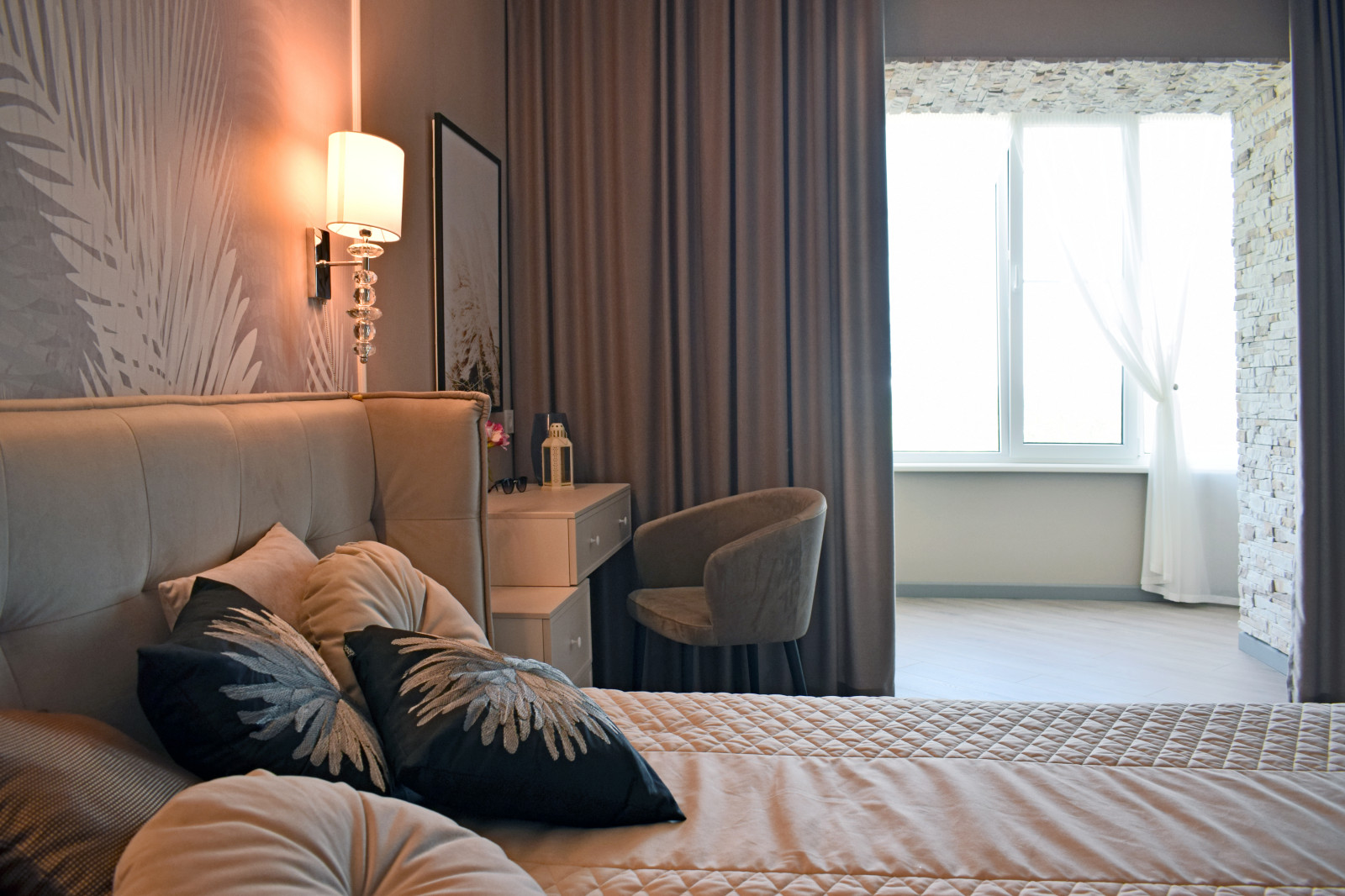 Элегантный бежевый