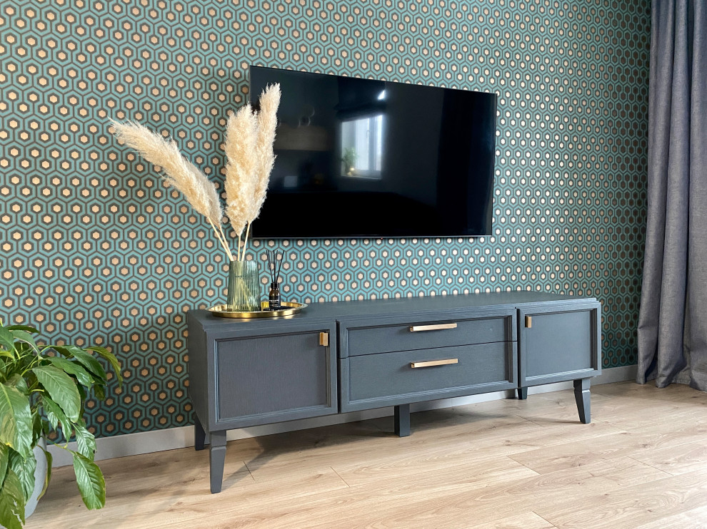 Contemporary apartment