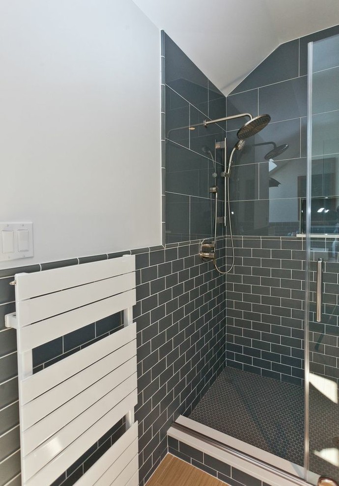 Design ideas for a mid-sized contemporary bathroom in Boston.