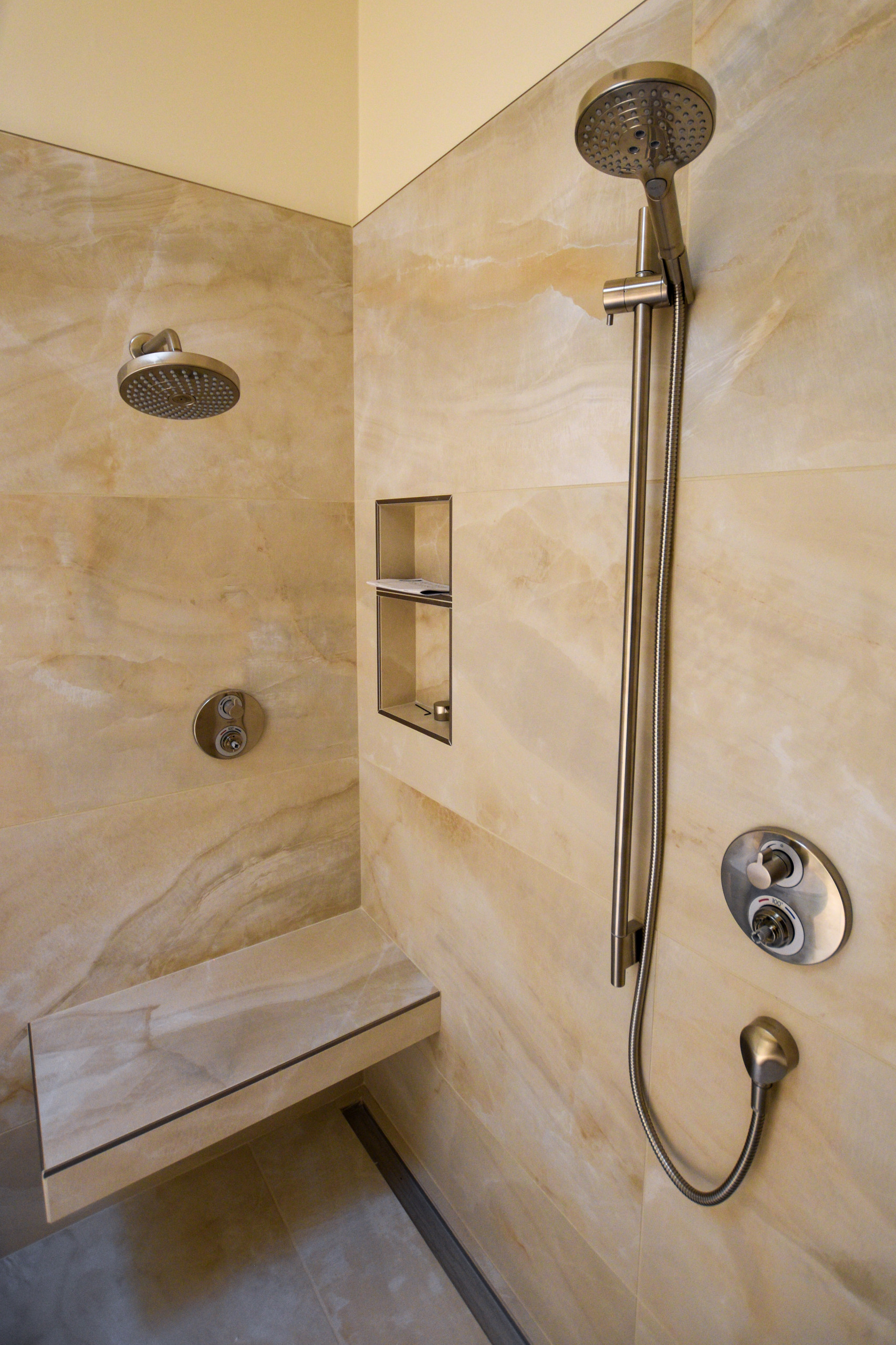 Modern Marble Walk In Shower