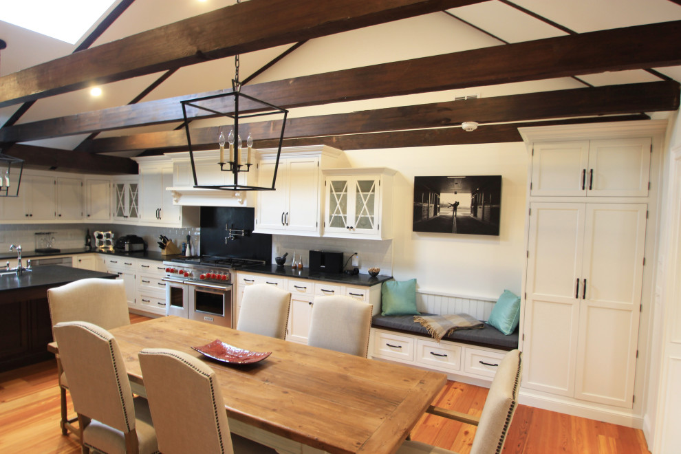 Transitional home design photo in DC Metro