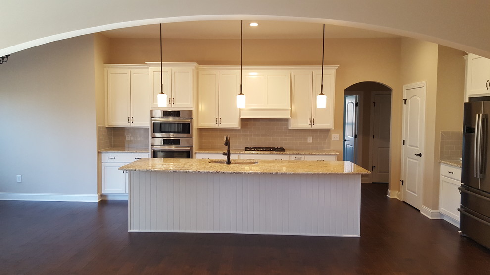 Kitchen - kitchen idea in Columbus