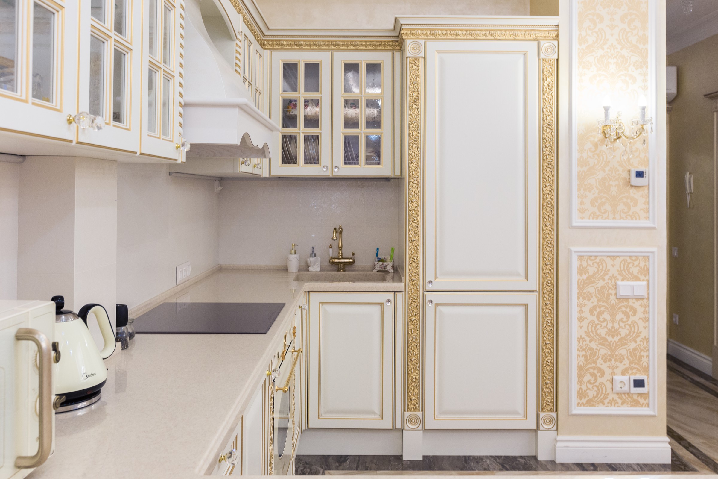 Золотая шкатулка