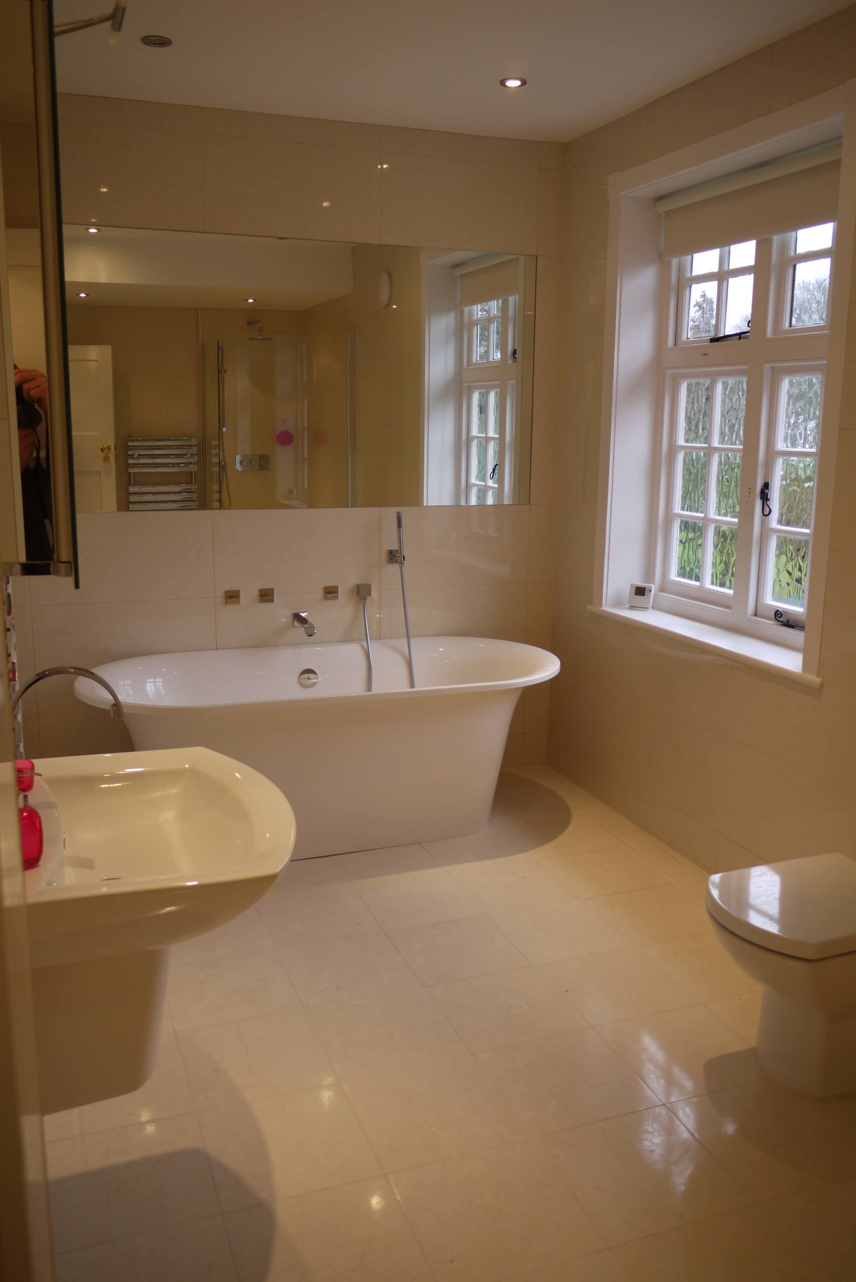 Family Bathroom White Cottage