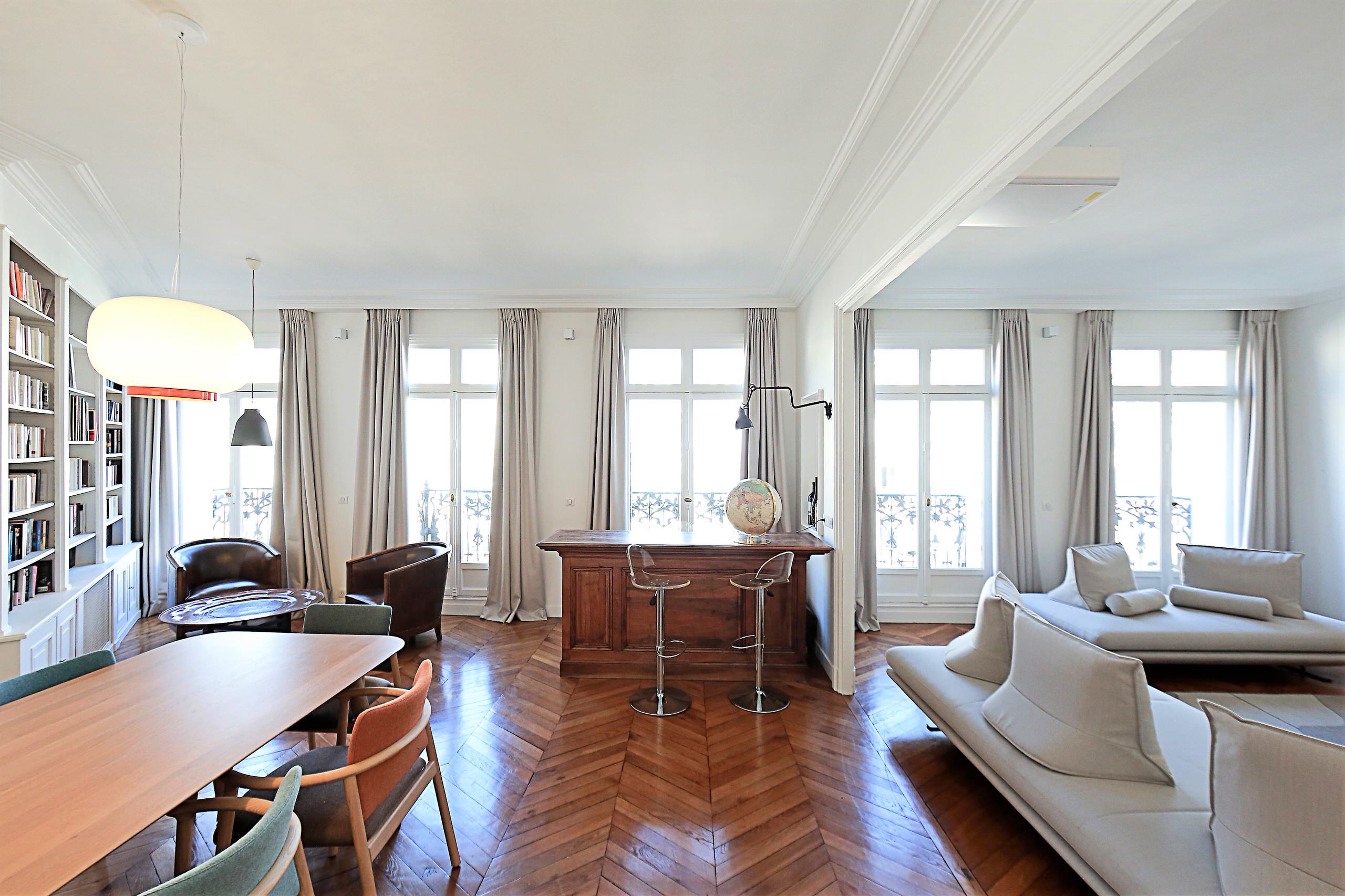 Haussmannien de 185 m² à République