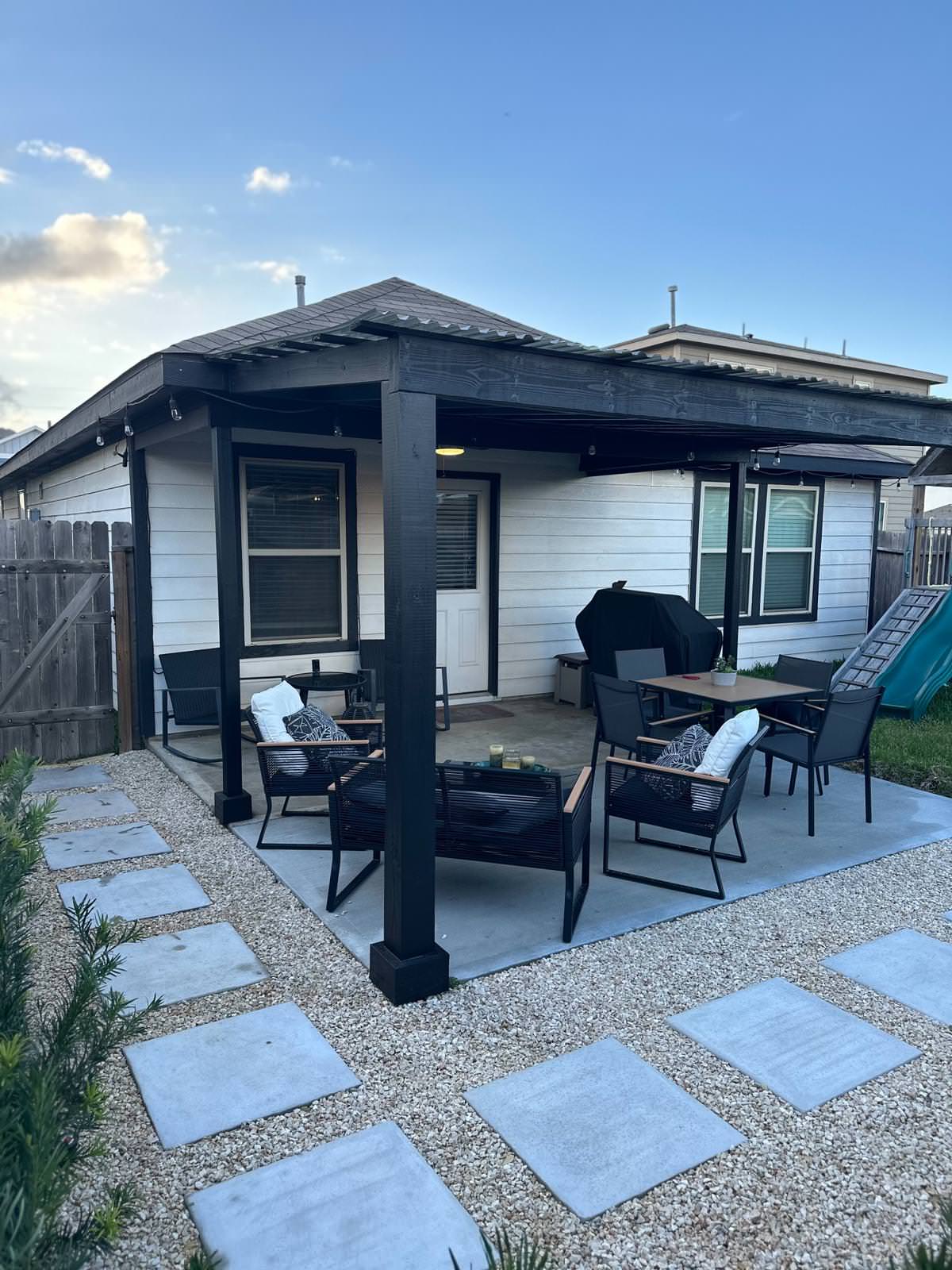 Savanna Pasture Front and Backyard Makeover!