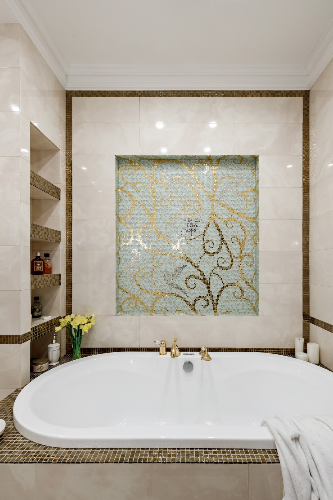 Под музыку пластинок