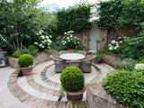 Traditional Patio by Karen Rogers at KR Garden Design