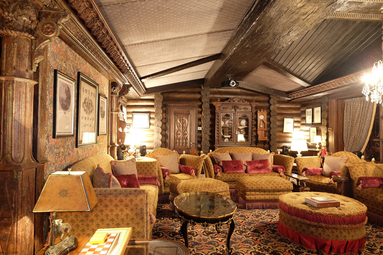 ВИЛЛА ПОДМОСКОВЬЕ