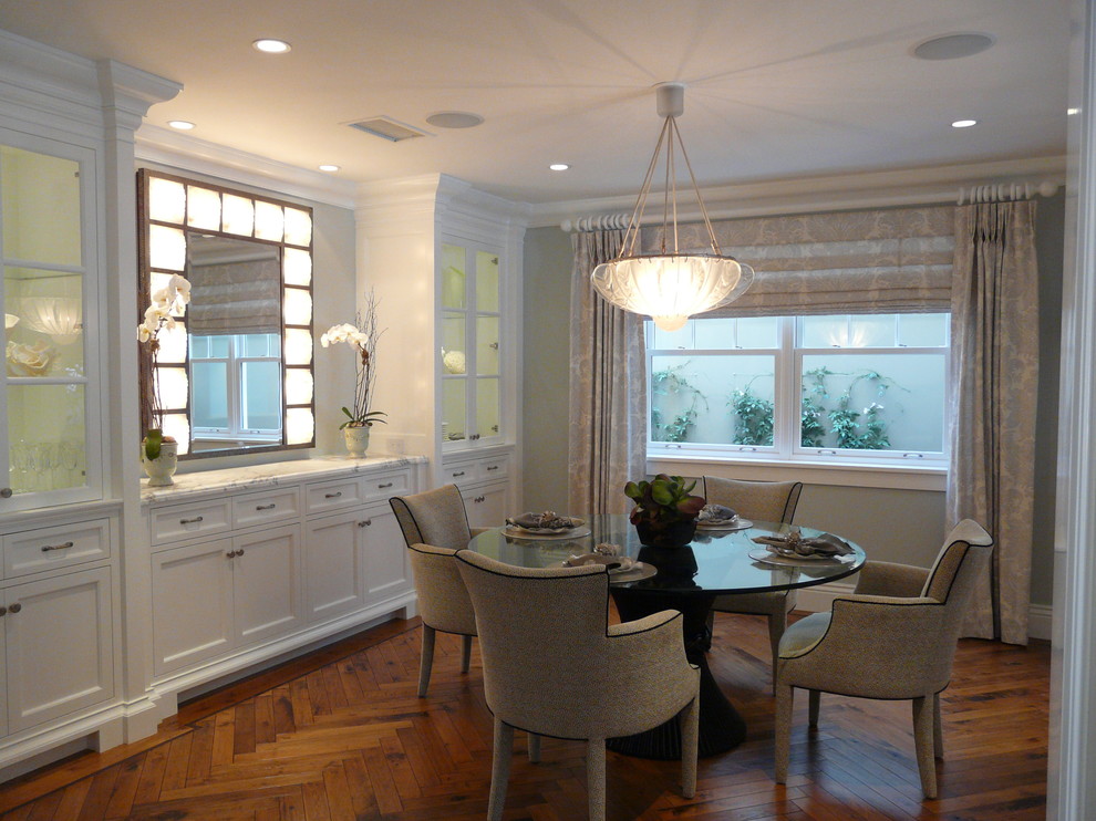 This is an example of a traditional dining room in Orange County.