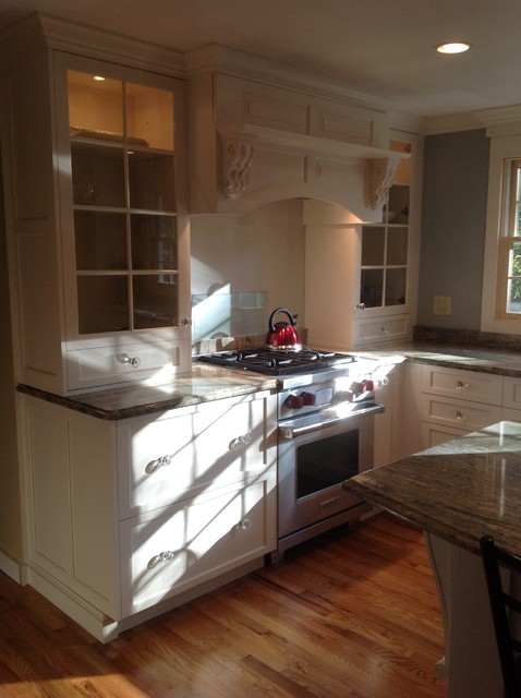 Designer's Kitchen traditional-kitchen