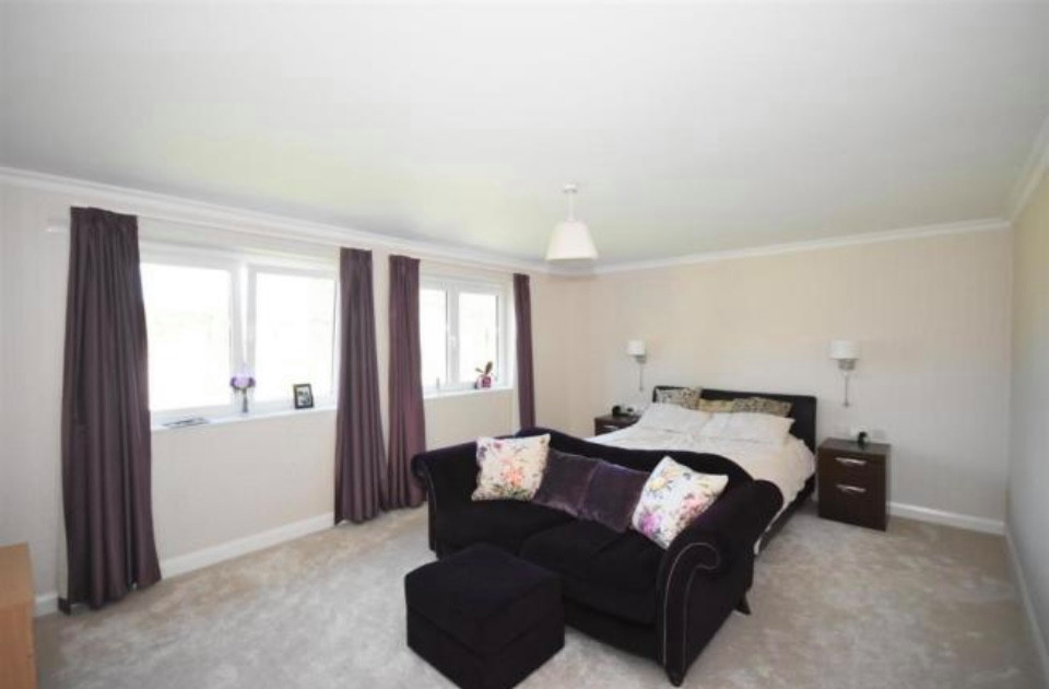 Occupied Staging - Staged to Sell - Hall Close, Kettering