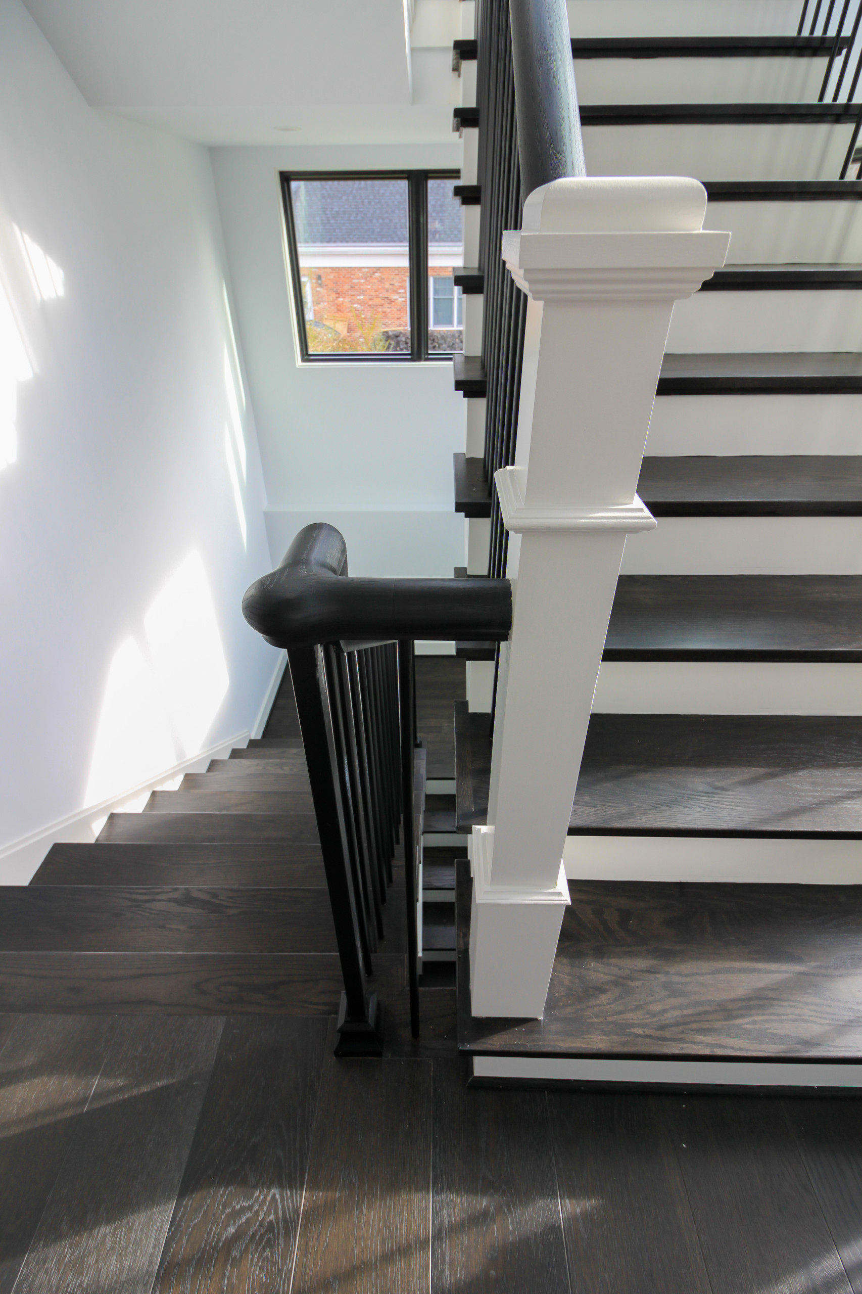 90_Classic Staircase with a Contemporary Twist, McLean VA 22101