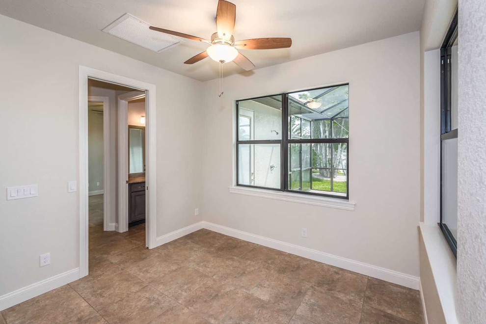 Home design - transitional home design idea in Miami