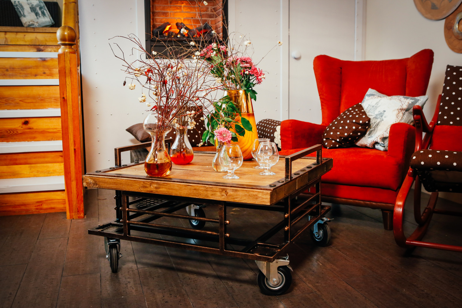 гостиная с элементами стиля стимпанк