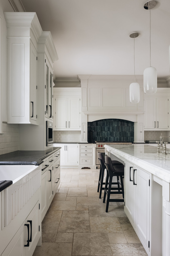 Inspiration for a transitional kitchen remodel in Chicago