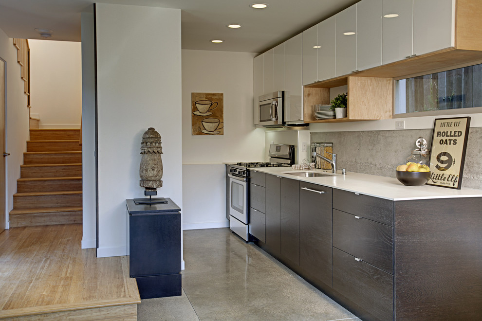 Photo of a modern kitchen in Seattle with stainless steel appliances.