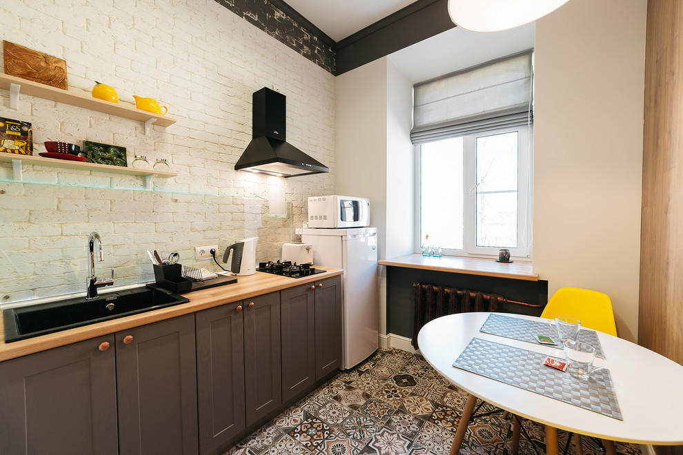 Комиссаровский переулок