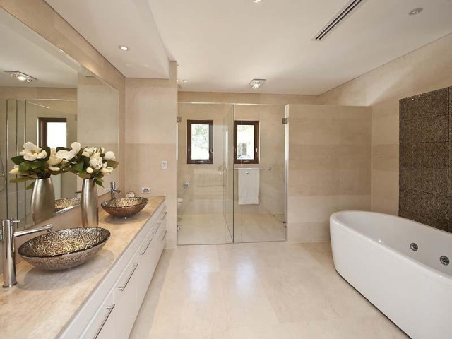 Featured Projects modern-badezimmer