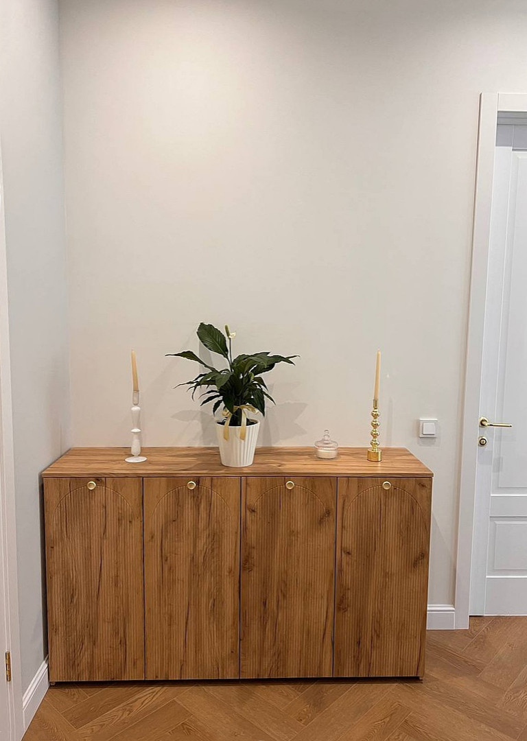 Тумбы и комоды