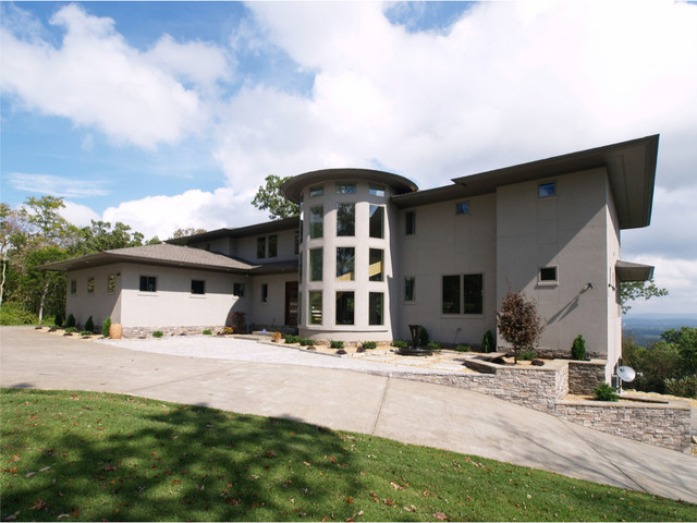 Hawk's Ridge  Bluff House: Front Facade modern-haeuser