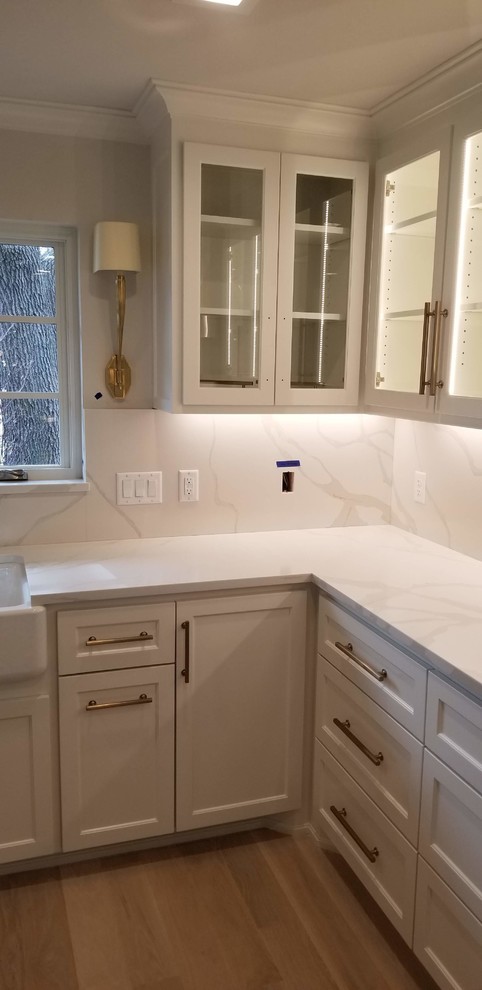 Inspiration for a transitional kitchen remodel in Oklahoma City