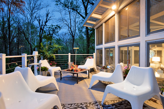 Midcentury Deck contemporary-terrace