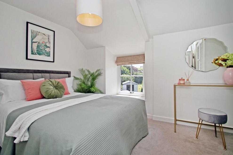 Peters Terrace - Staged to Sell