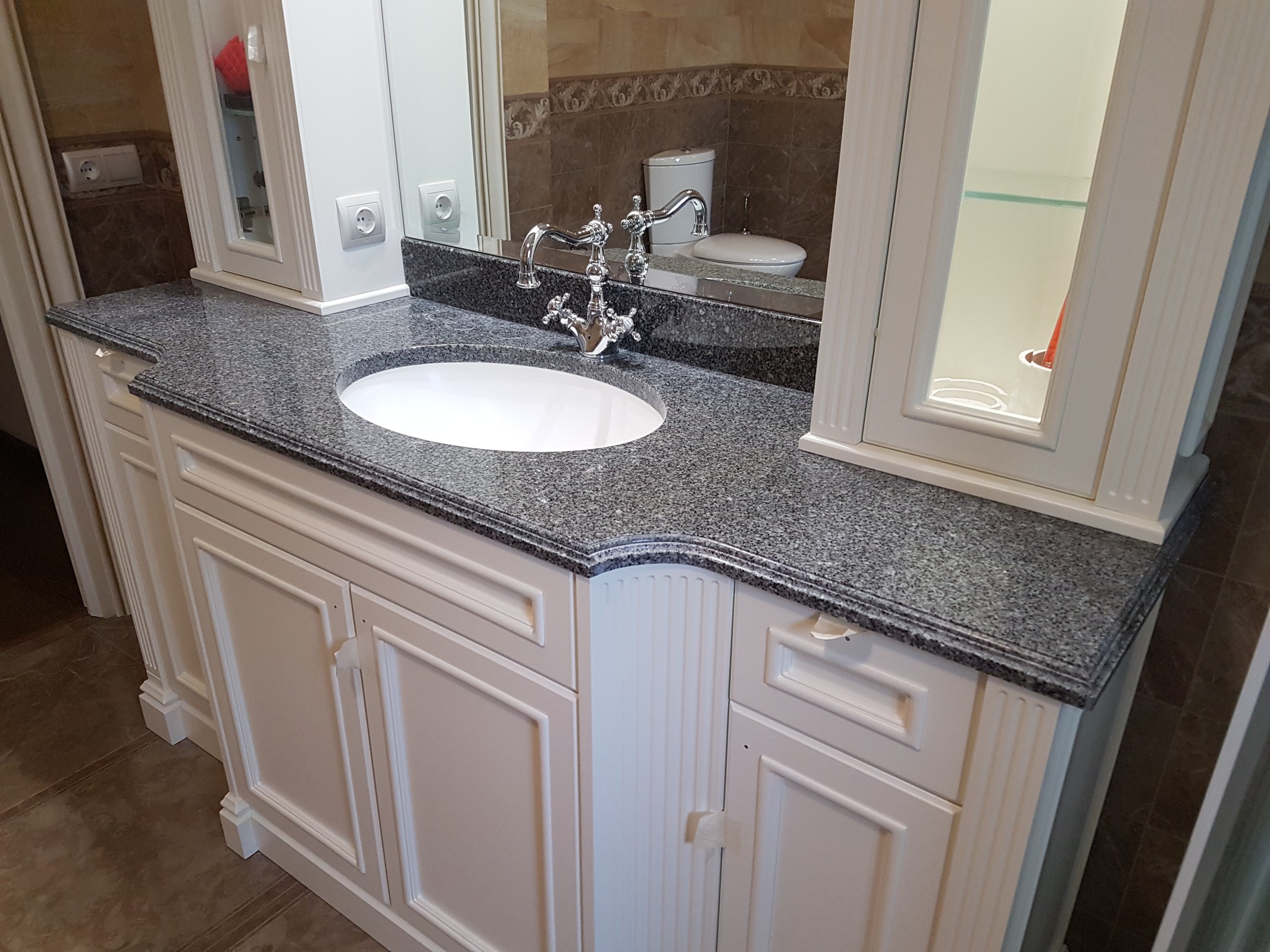 Мебель в ванную