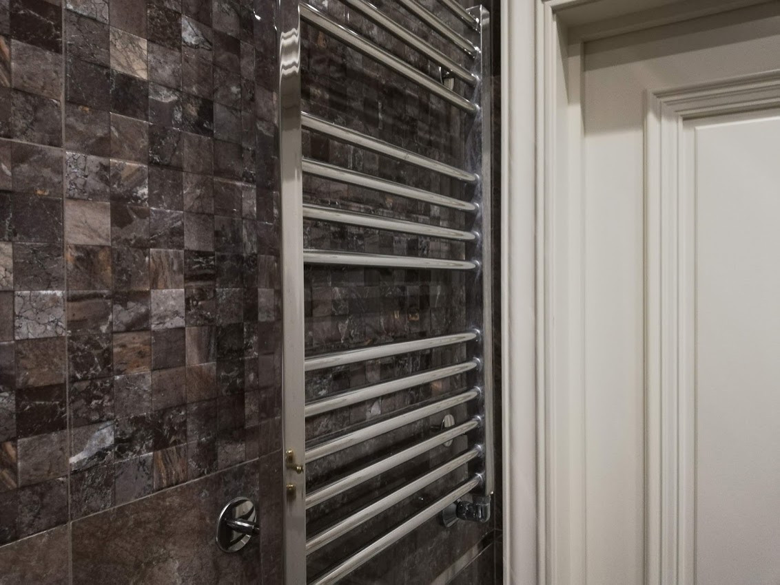 Дом в стиле американская классика, неоклассика. Фото в процессе