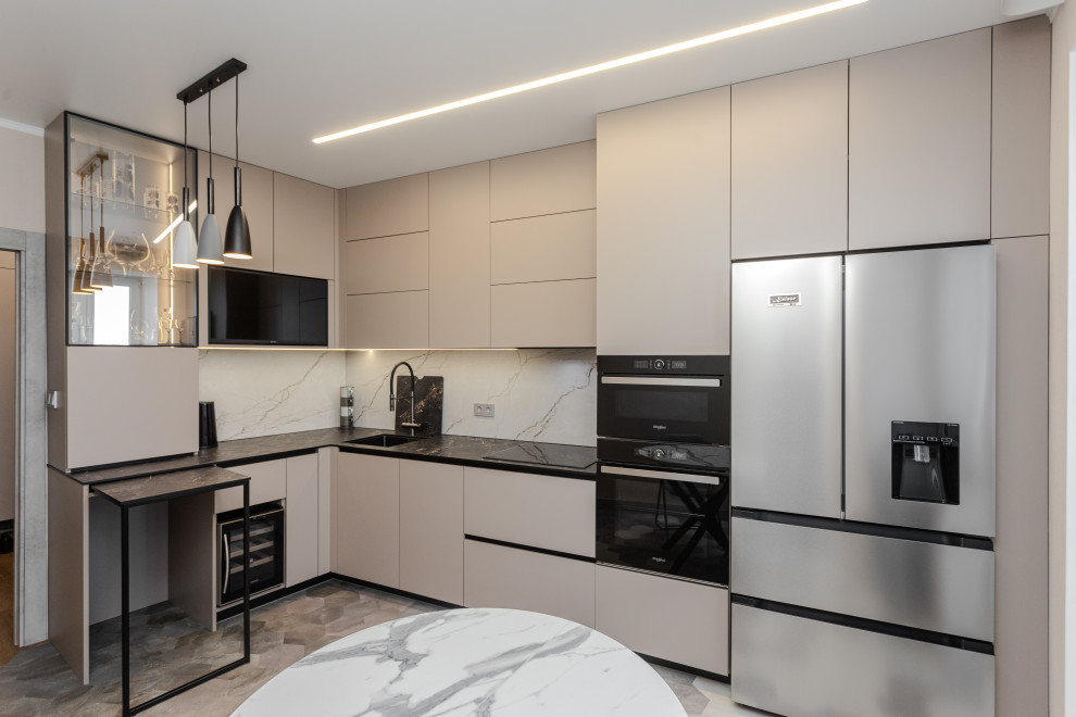 Кухня современная с компакт ламинатом на ул. Гагарина г. Калининград