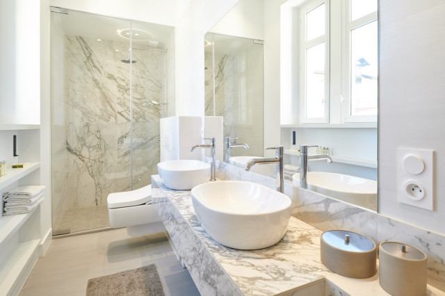 Villa Biarritz contemporary-bathroom