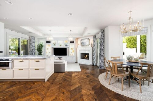 Paradise Valley Mansion as 1099 to PHX Architecture