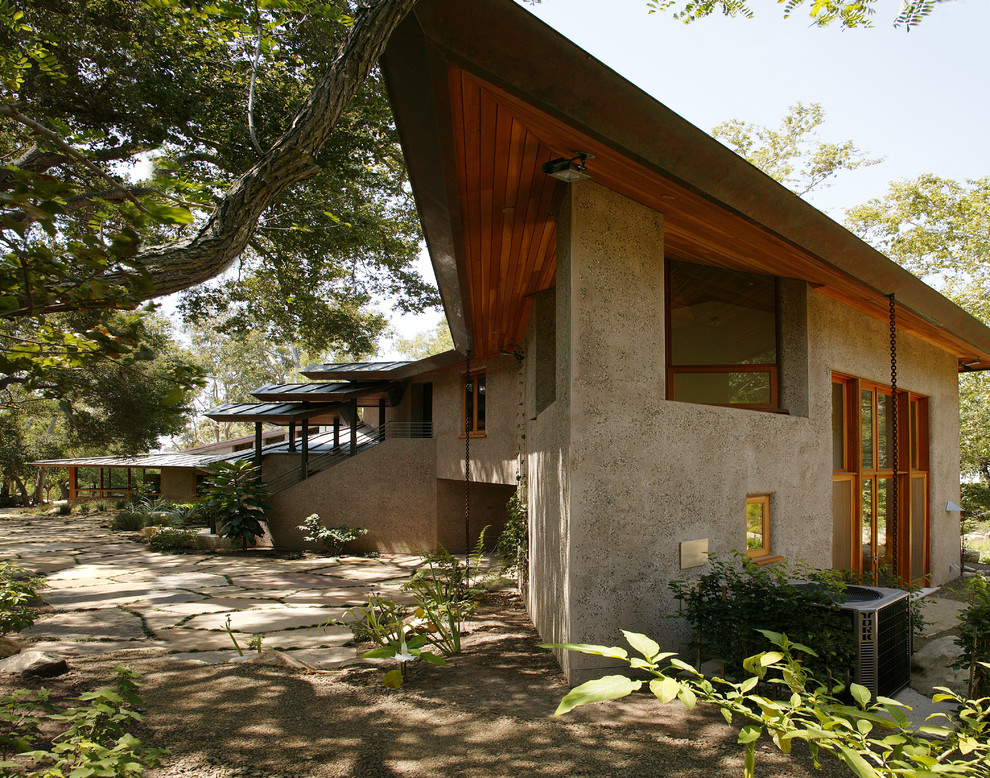 This is an example of a contemporary exterior in Santa Barbara.