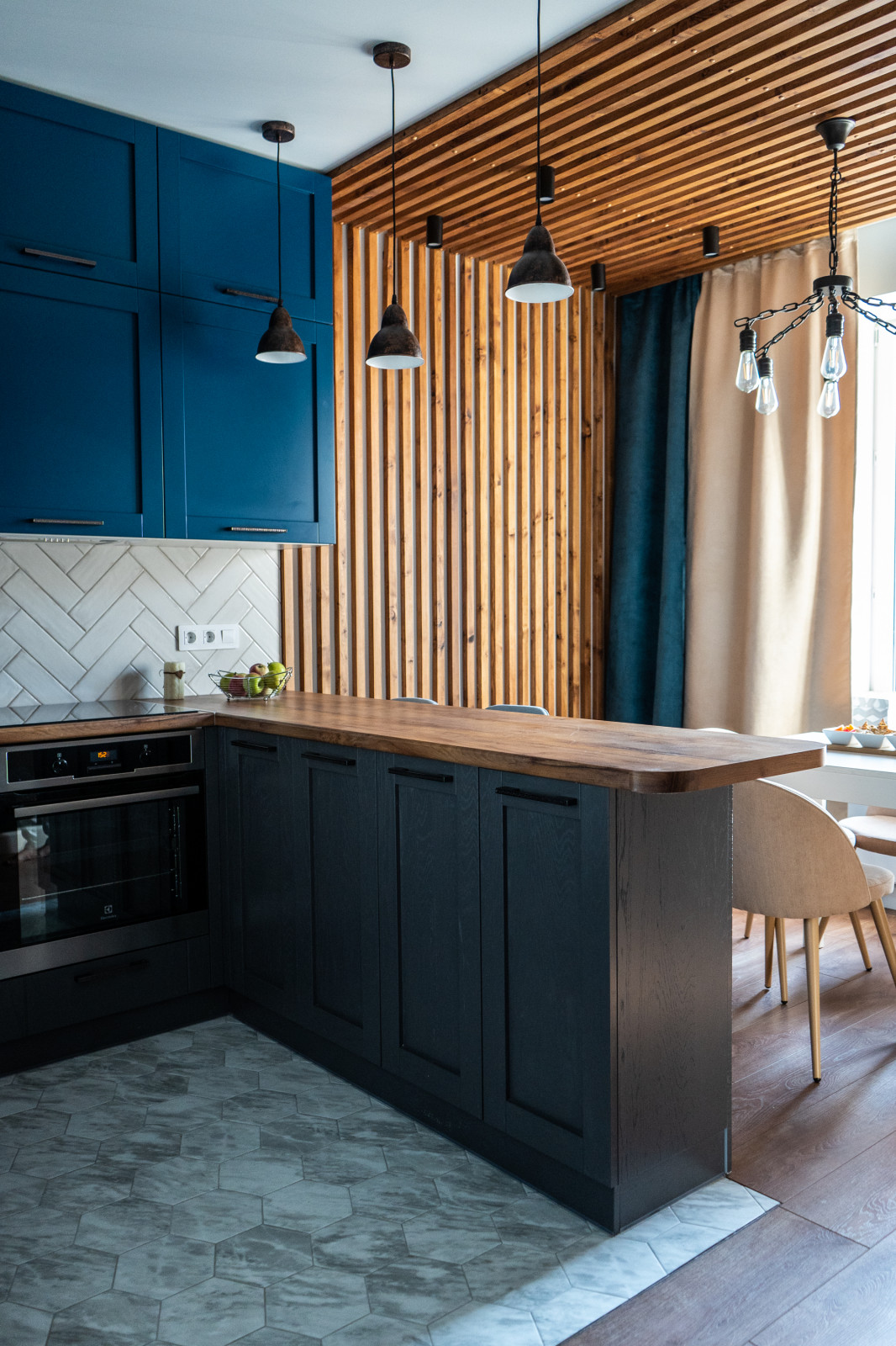 Дизайн кухни для квартиры в ЖК "Русский авангард"