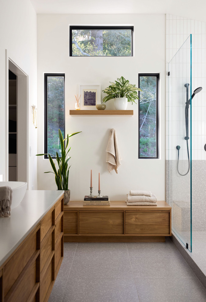 Bathroom - contemporary bathroom idea