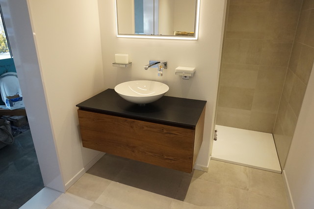 Badm&ouml;bel contemporaneo-stanza-da-bagno