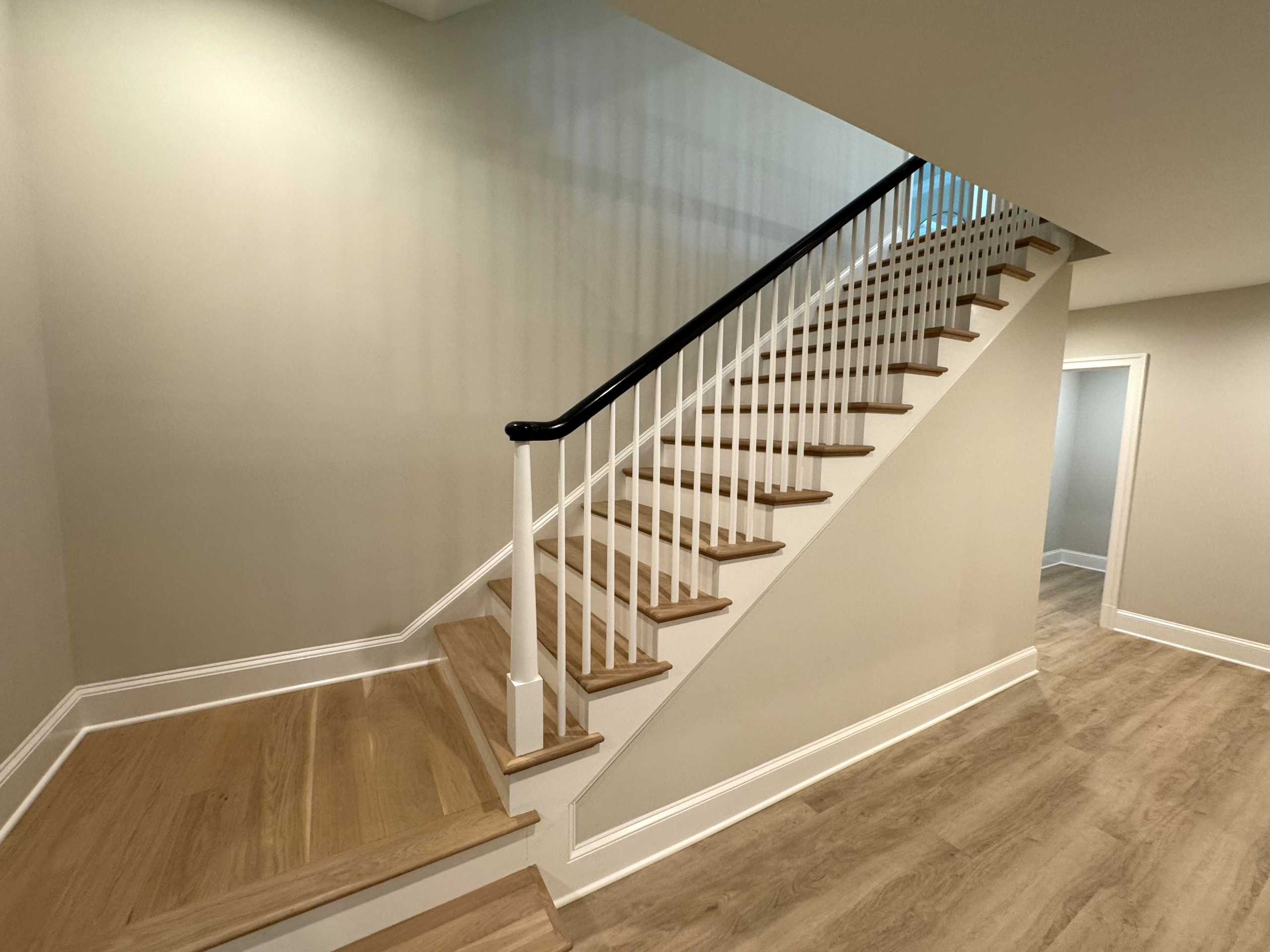 138_Elegant Double Bullnose Entry Stair, Bethesda, MD 20814