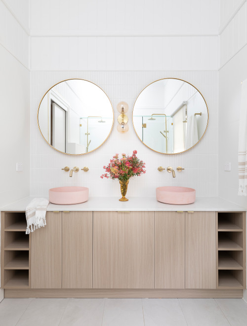 Opulent Simplicity: Creating Luxurious White Haven Bathrooms