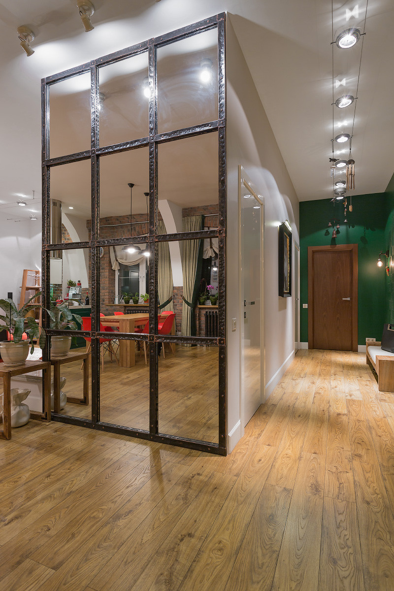 Замечательная двухуровневая квартира с фантастическим детским этажом