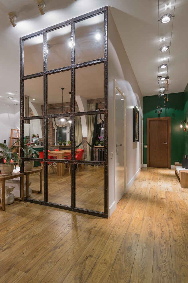 Замечательная двухуровневая квартира с фантастическим детским этажом