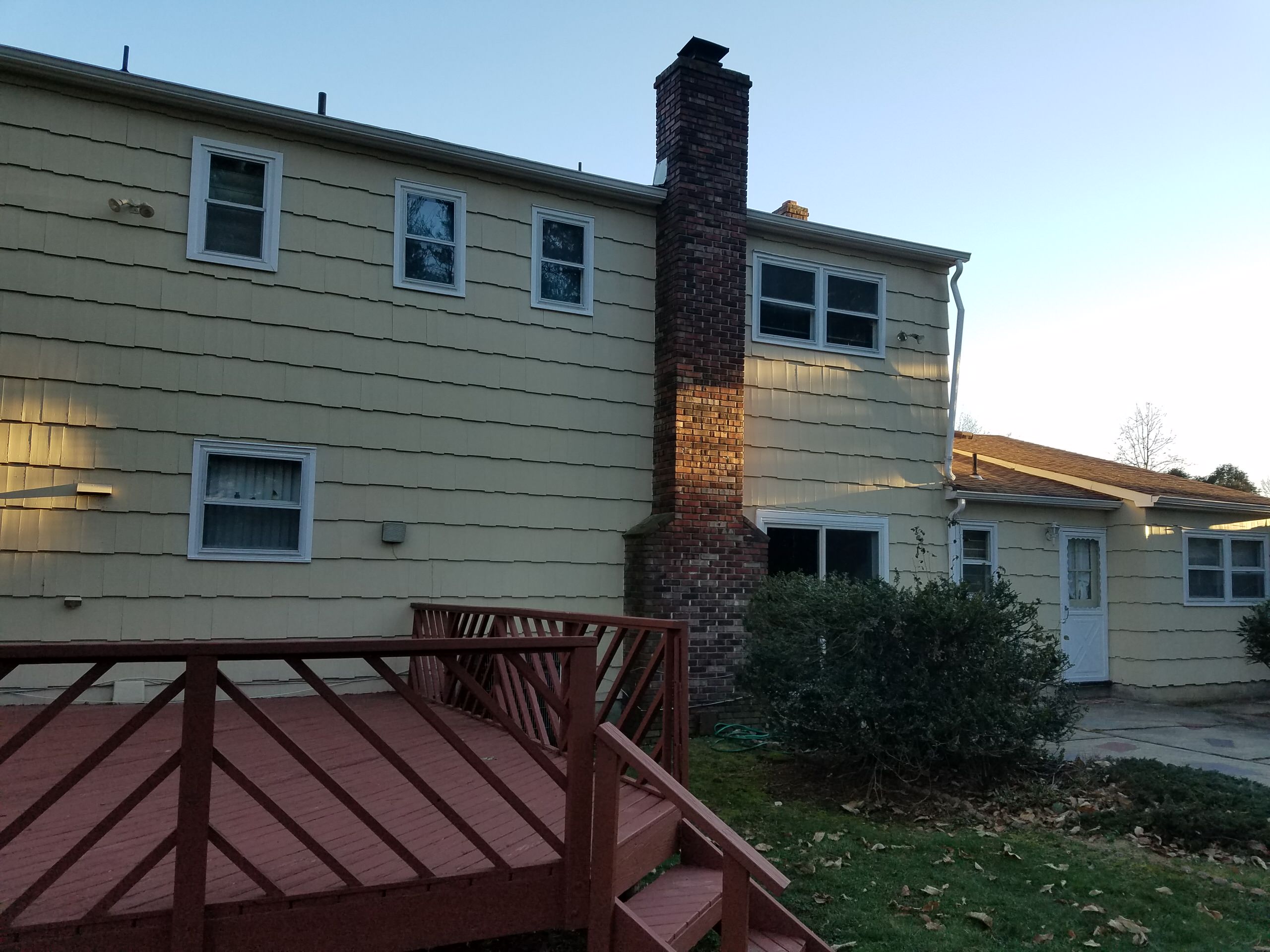 New Windows, Vinyl Siding, and Gutters at Gunpowder Drive in East Brunswick, NJ